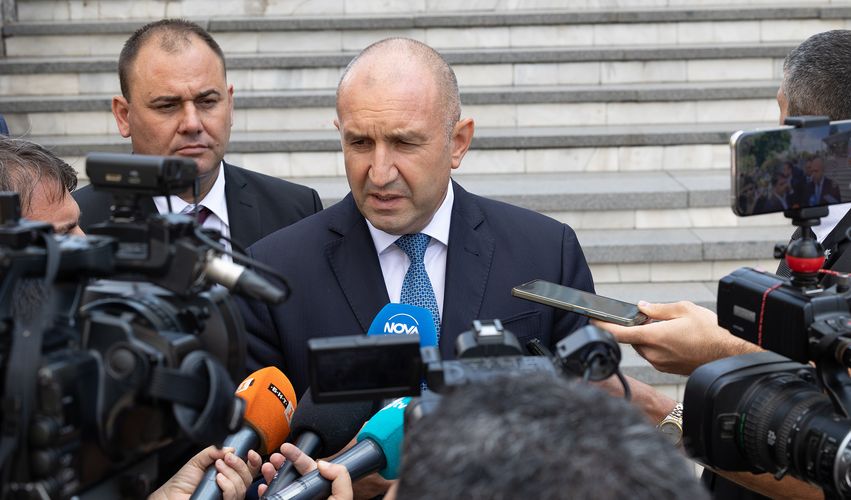 Румен Радев ще се срещне с Гордана Силяновска-Давкова